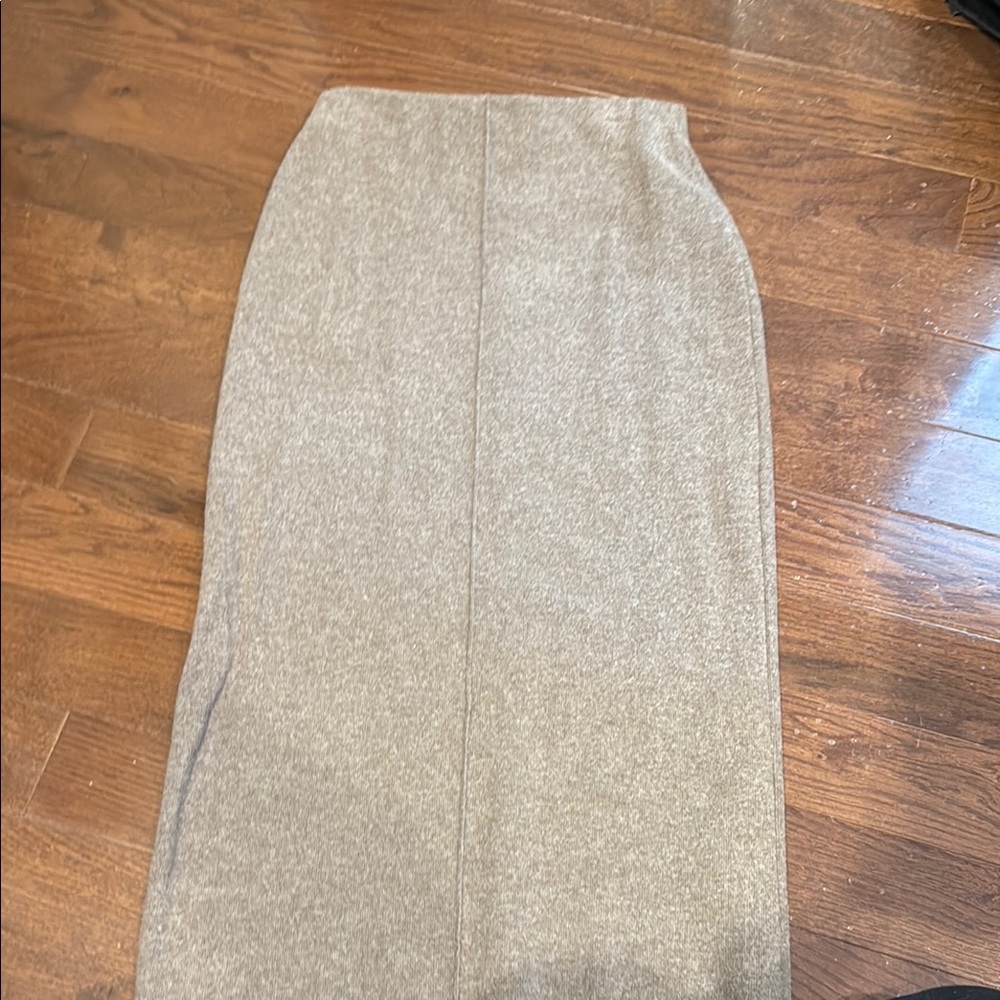 Elegant Gray Women's Skirt